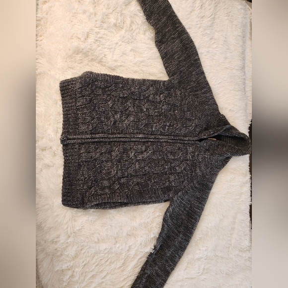 Sweater - Picture 2 of 3